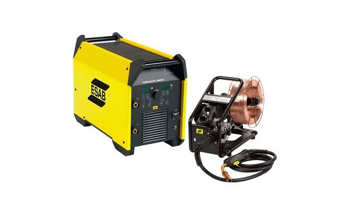 Advanced CNC machining at Attur International for producing high precision metal components