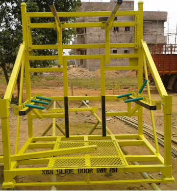 Reverse logistics coordination at Attur International for efficient packaging retrieval